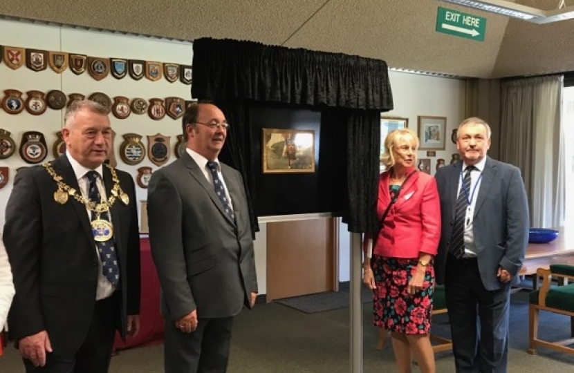 The Mayor, Councillor Kemp, Councillor O'Brien's Wife and Leader Alan Jarrett unveil commemorative plaque for the late Councillor O'Brien